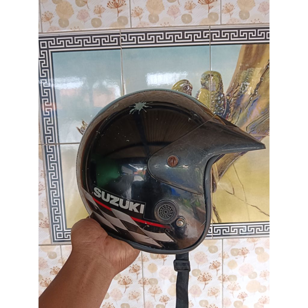 suzuki Helm original hitam