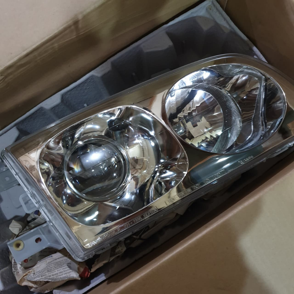 HEADLAMP LAMPU DEPAN HYUNDAI TRAJET 92102-3A090/92101-3A090 ORIGINAL