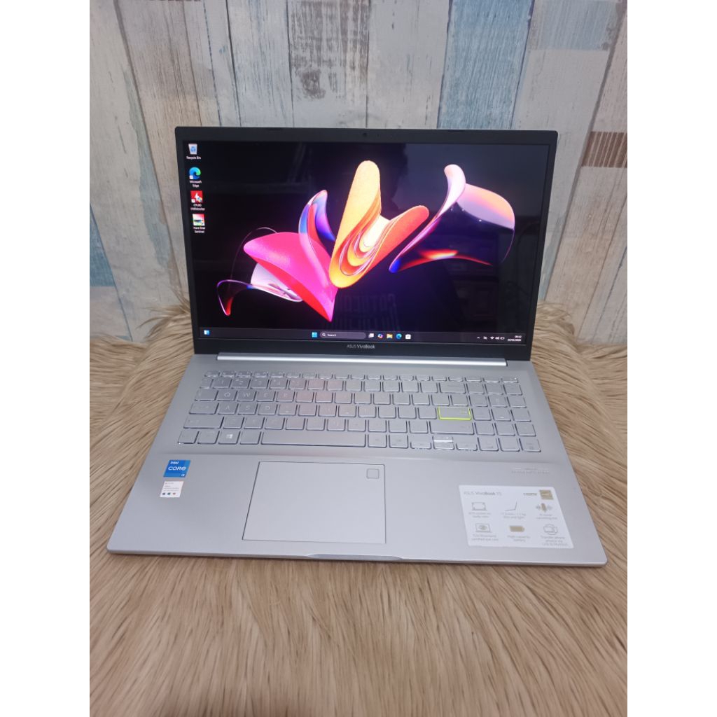 Asus Vivobook X513EAN Core i3 Gen 11 Ram 8 Ssd 512 Layar OLED