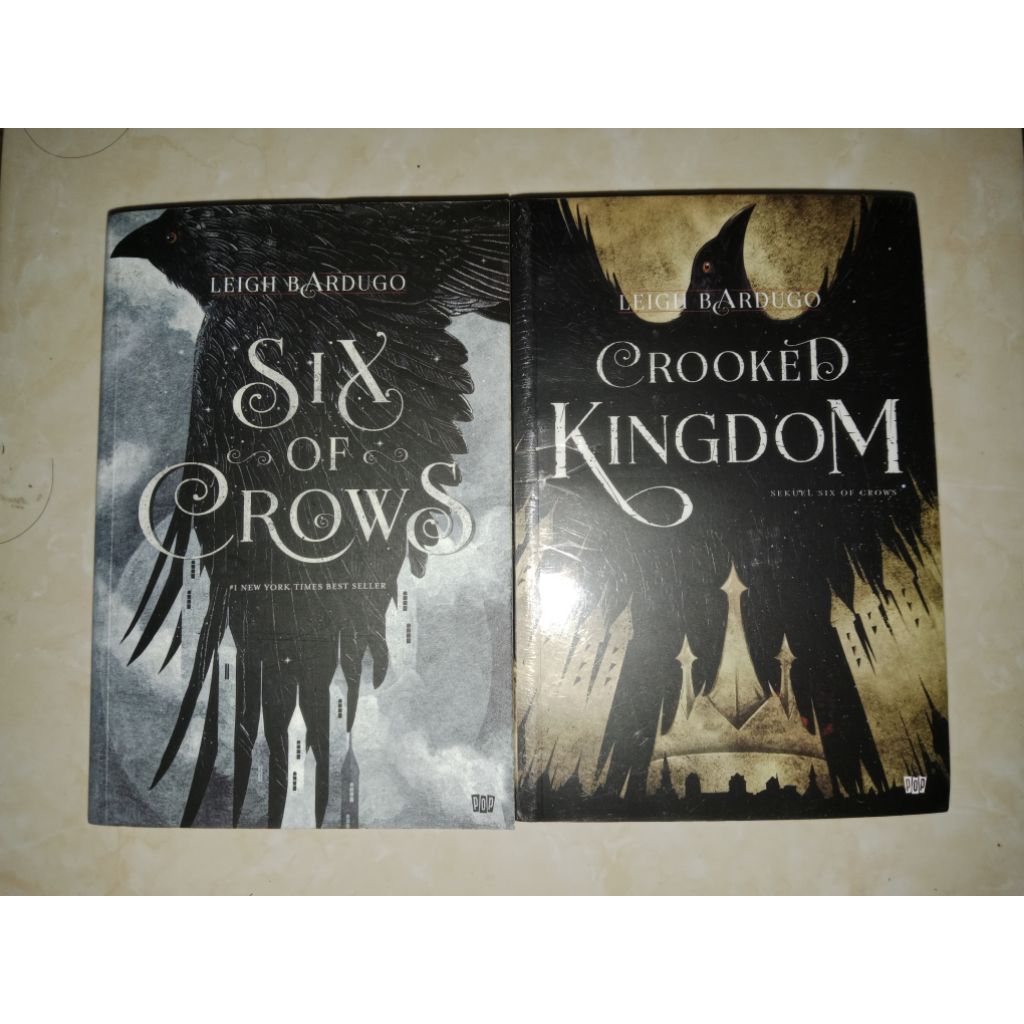 PRELOVED NOVEL SIX OF CROWS CROOKED KINGDOM SET
