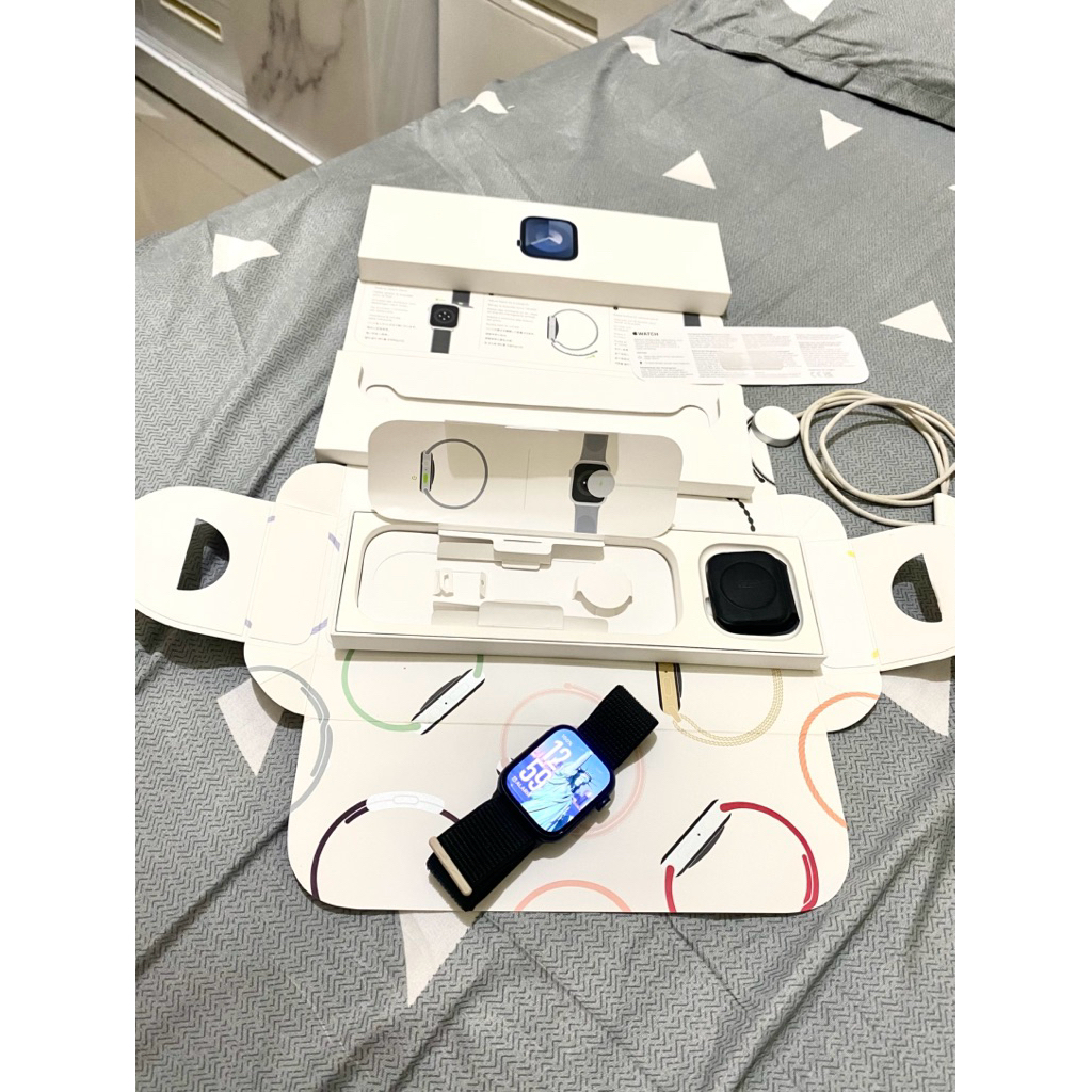 Apple Watch Series 9 45mm iBox