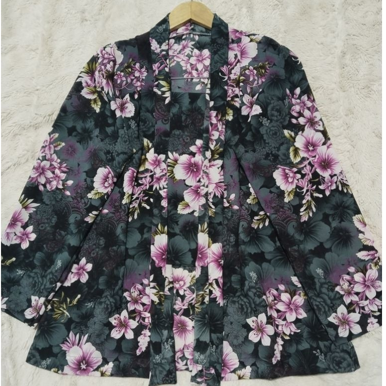 Kebaya kutu baru kebaya kartini / kebaya nenek / kebaya jadul / kebaya indonesia.