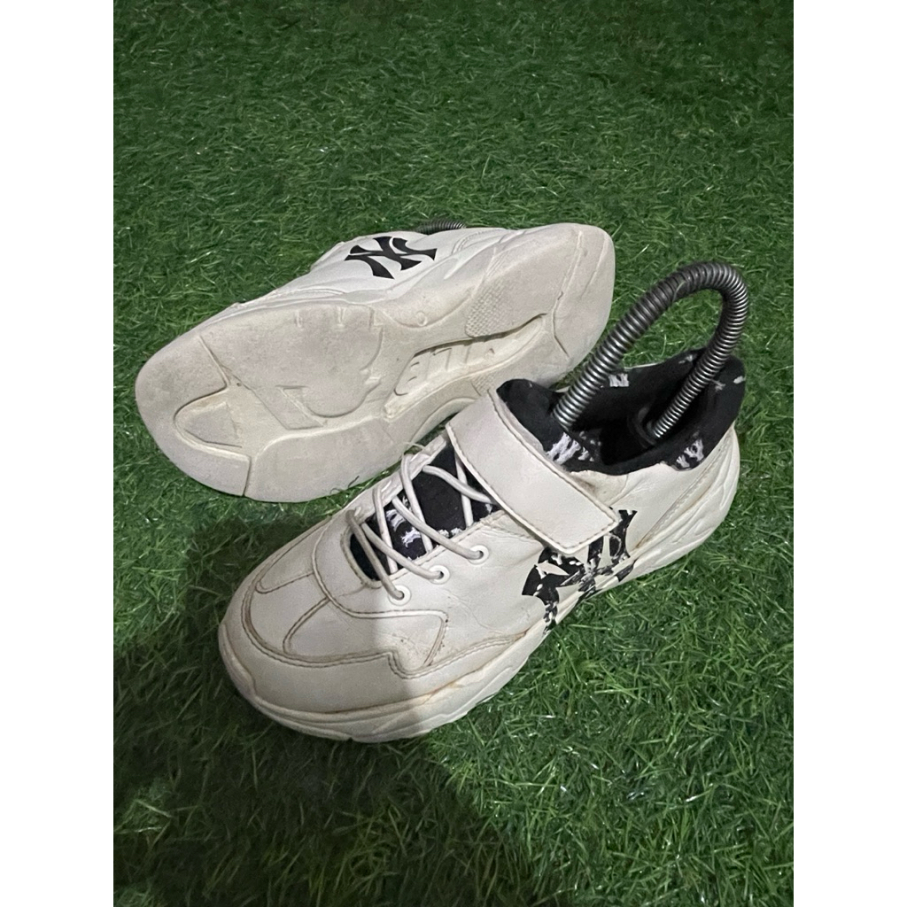 sepatu chunky monogram new york yankees size 35