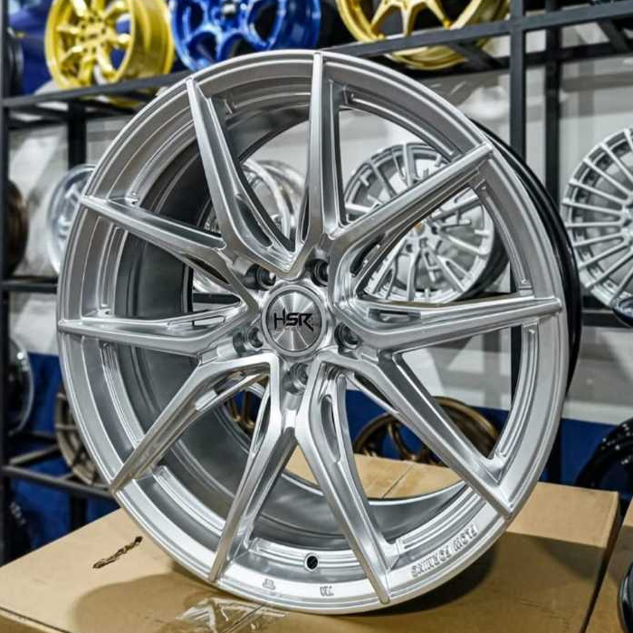 Velg Mobil Ring 19 HSR Wurzburg Hyper Silver untuk Civic Rush Terios Zenix Hrv Subaru