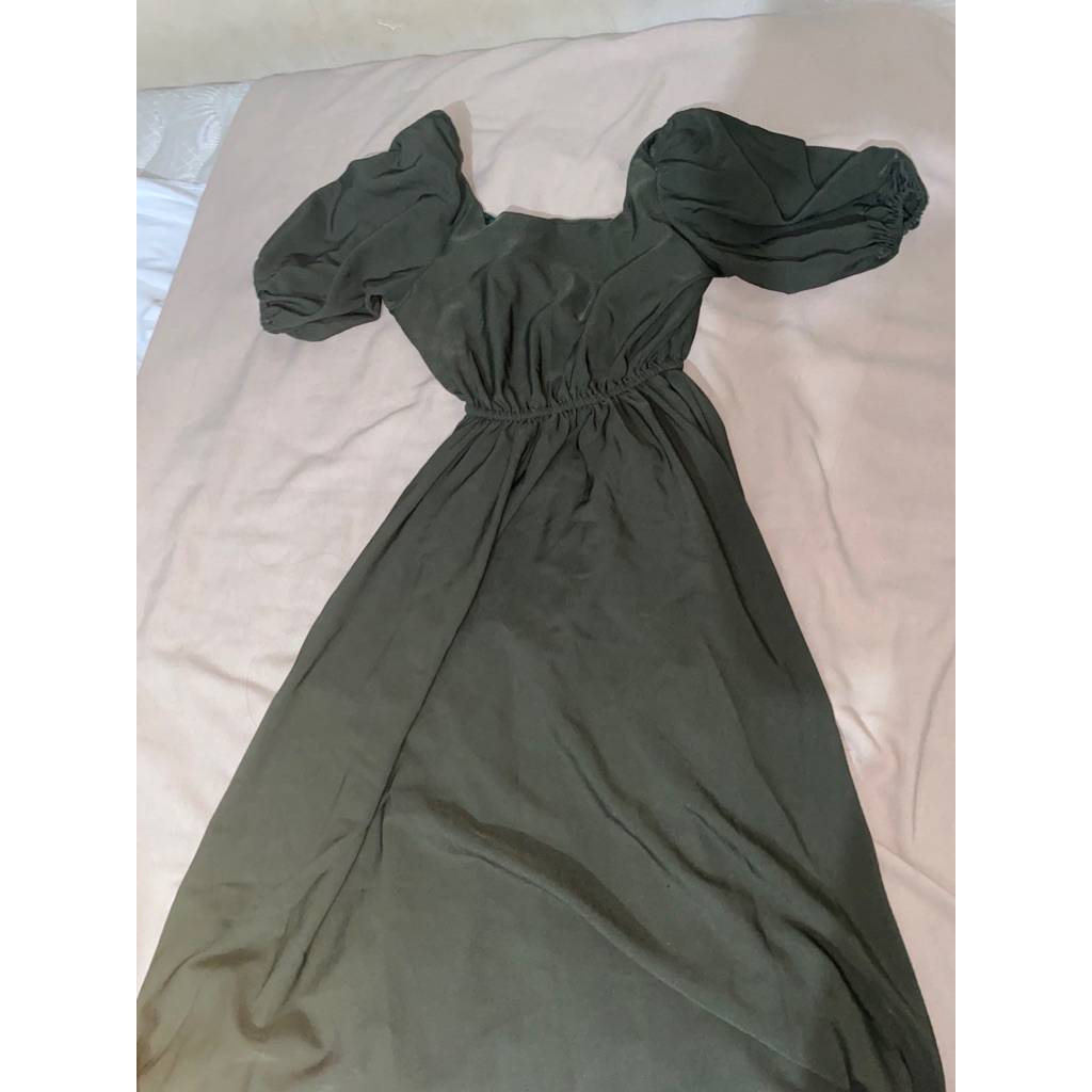 Dress warna hijau army selutut