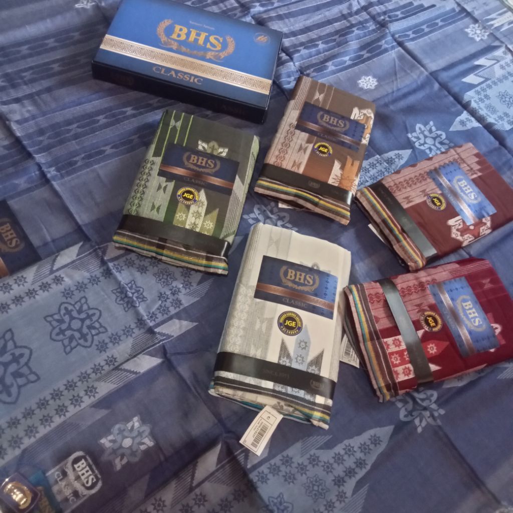 Sarung BHS Classic Gold Series Jaquard Type JGE