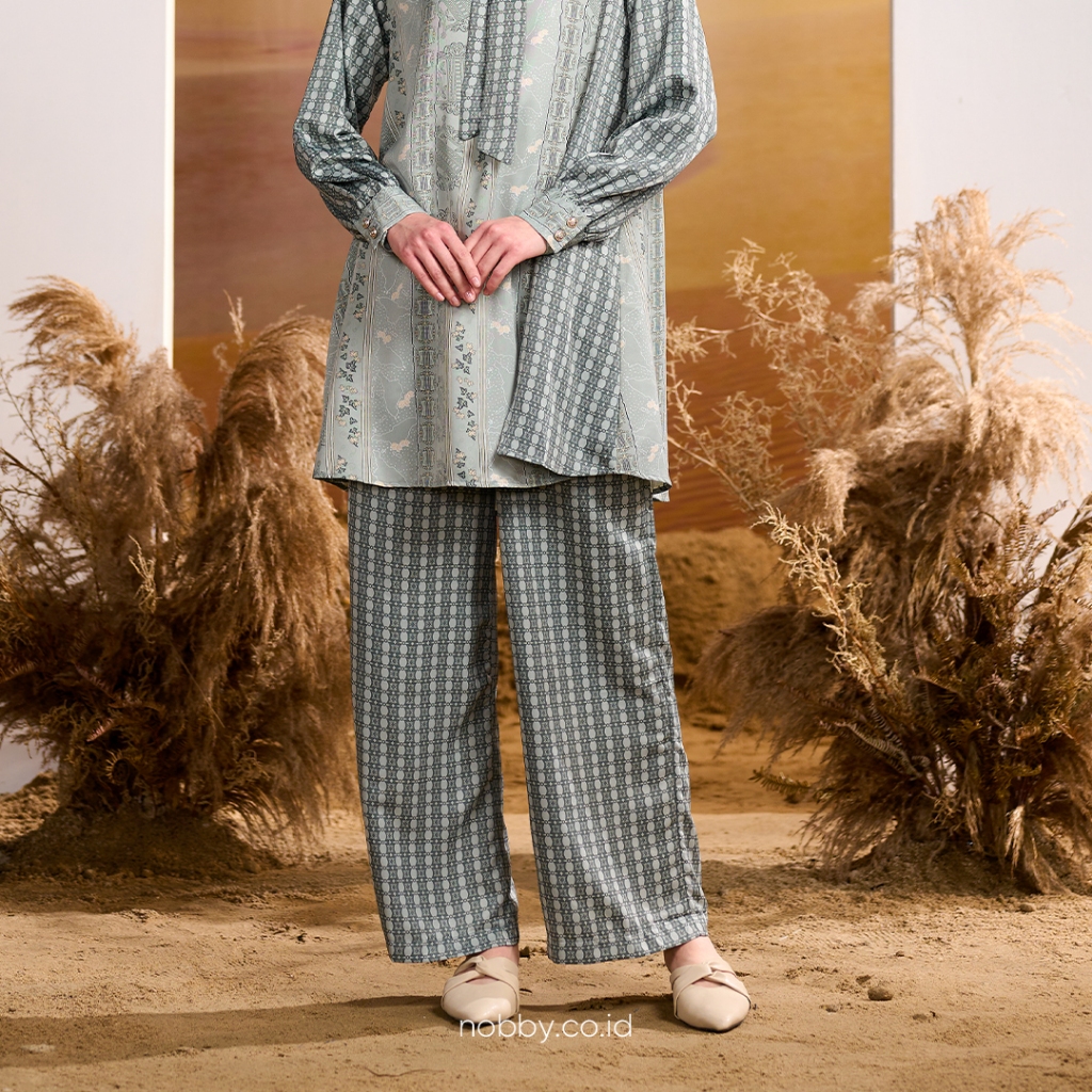 Nobby X Celine Evangelista Jeumpa Kulot Bawahan Celana Panjang Wanita Zipper Depan Bahan Finhill Sil