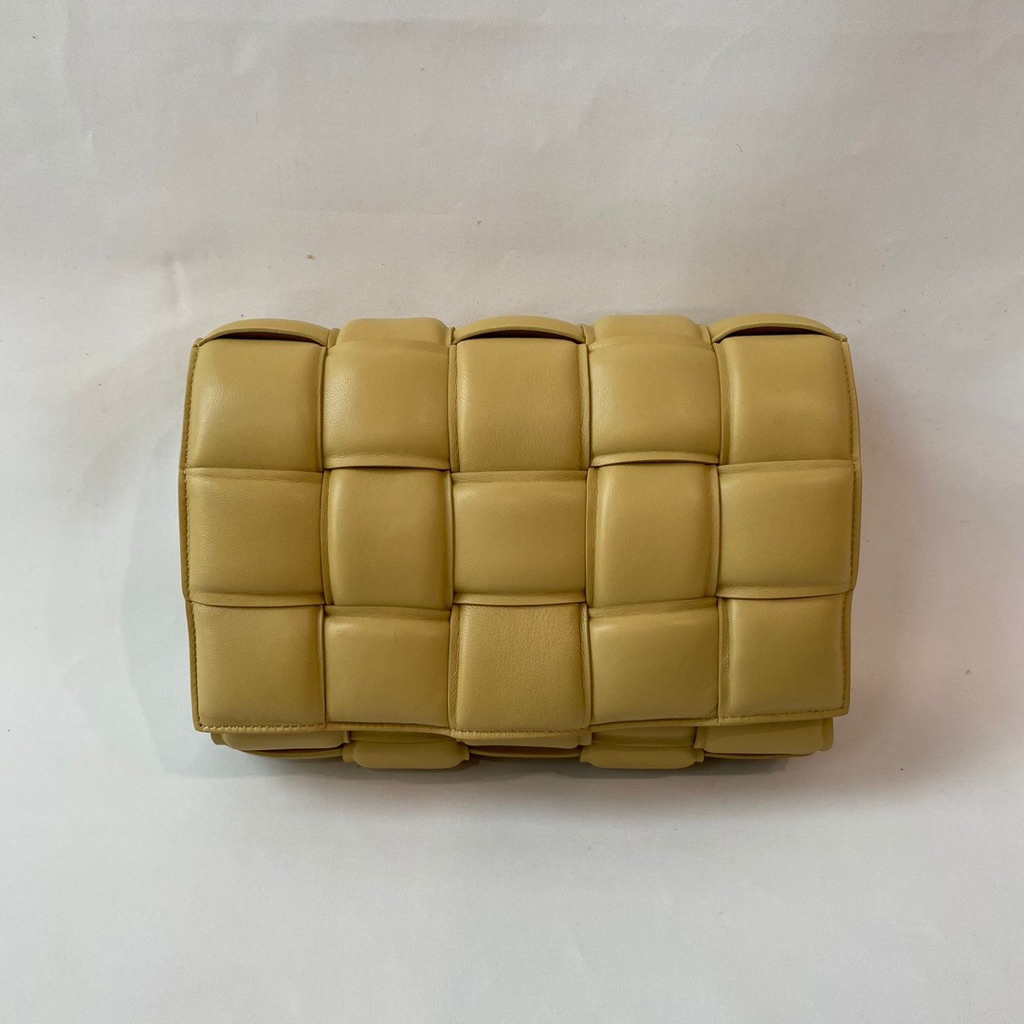 Preloved 2022 Porrige Padded Cassette Bag authentic