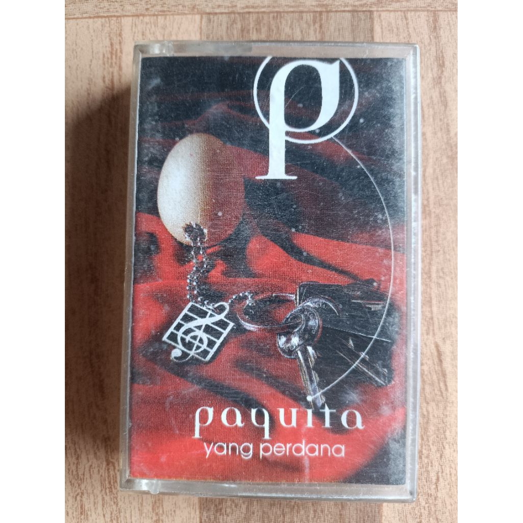 kaset pita PAQUITA "yang perdana"