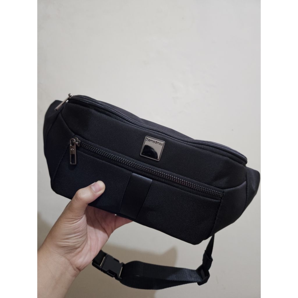 [PRELOVED] Samsonite Sacksquare Waist Bag - Black