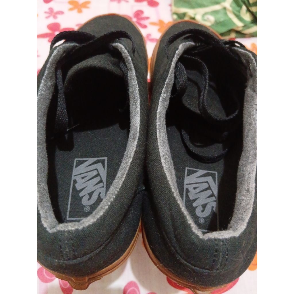Vans Era Black Gum