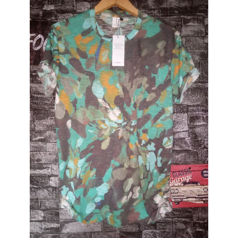 Kaos Distro Abstrak Pria Wanita Lengan Pendek Motif Printing
