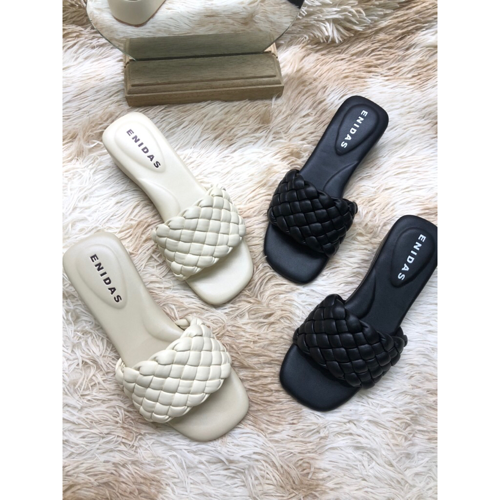 ENIDAS SENDAL WEDGES HAK SAMPAN GH3207