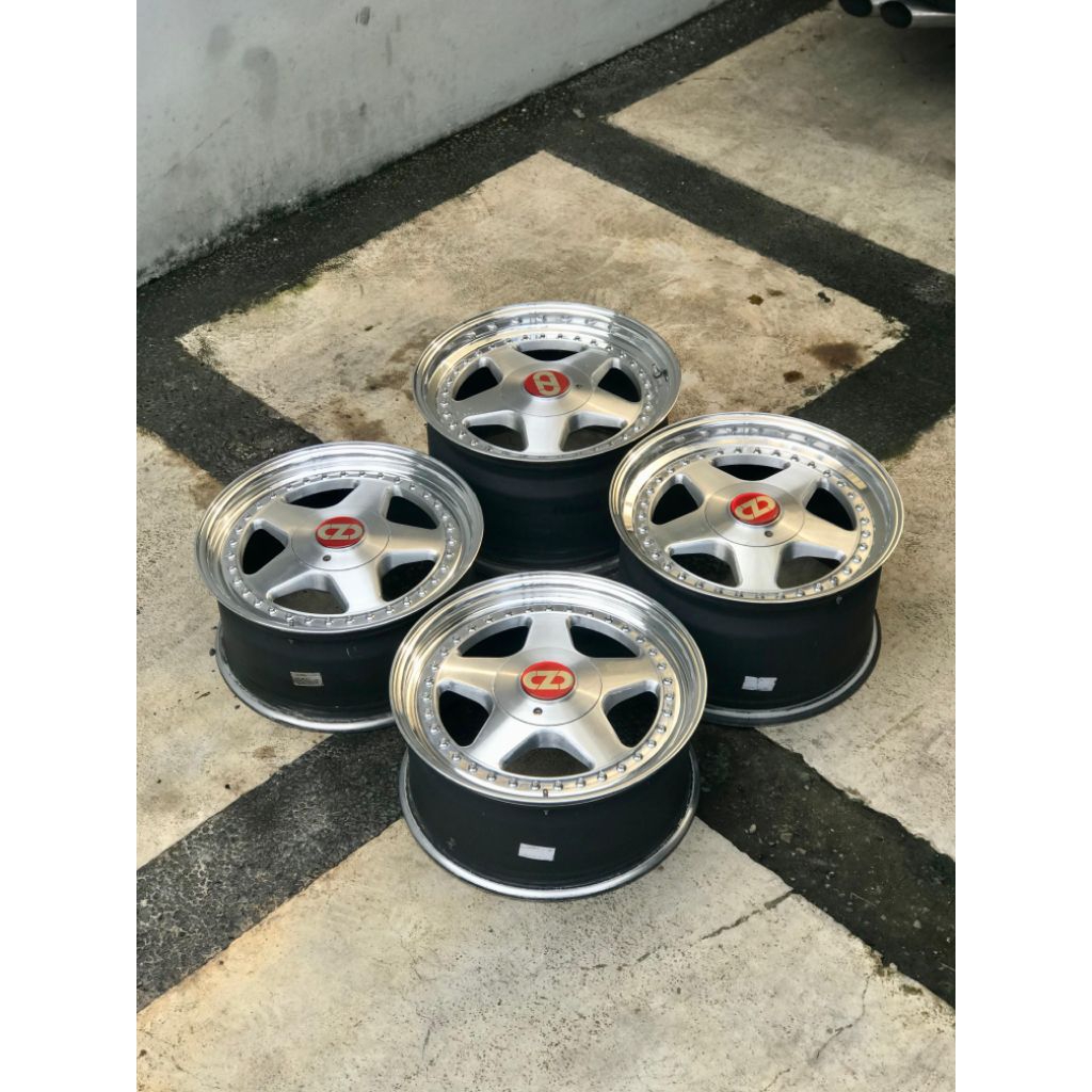 velg Original OZ Futura Ring 17 BMW