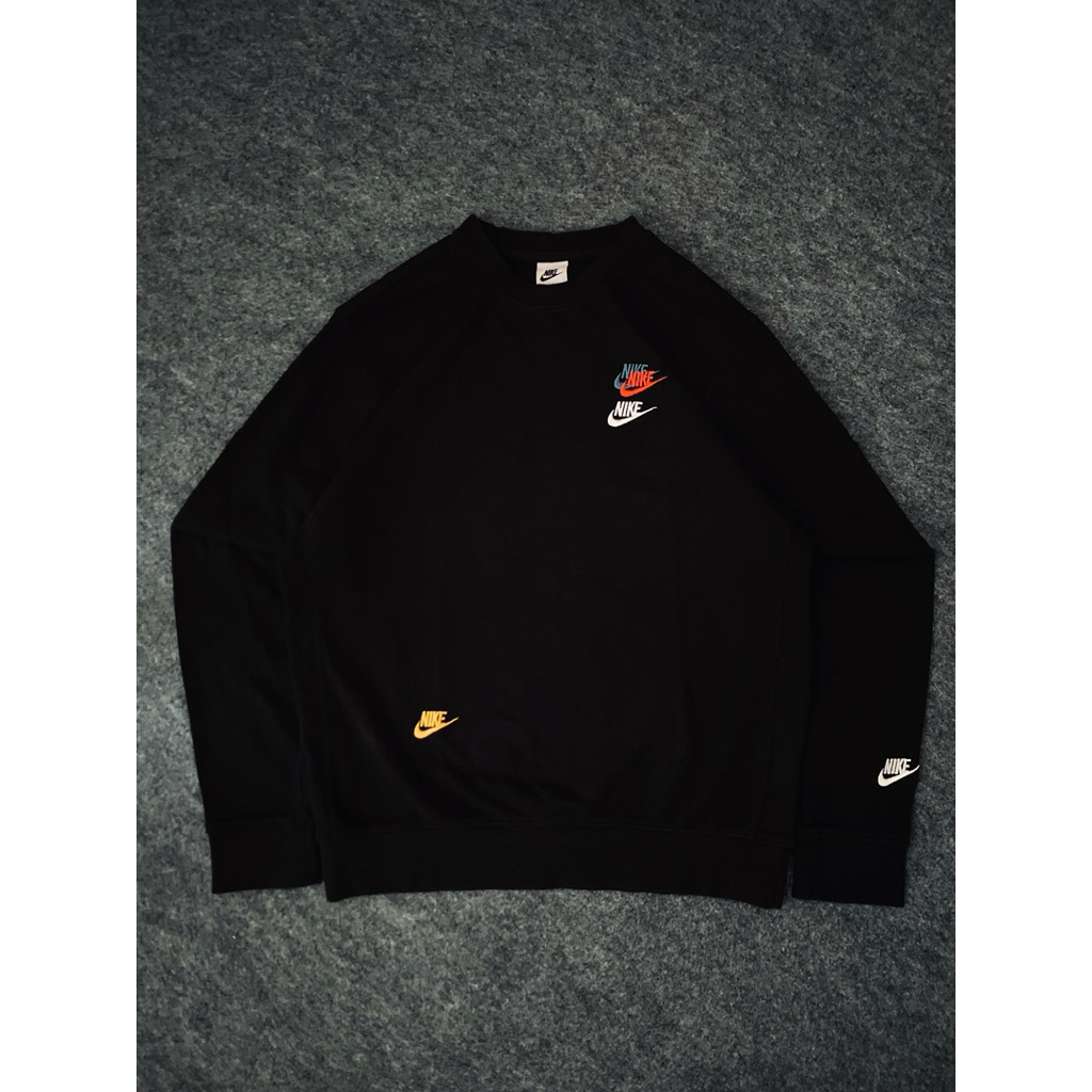Nike 7 Swoosh Crewneck