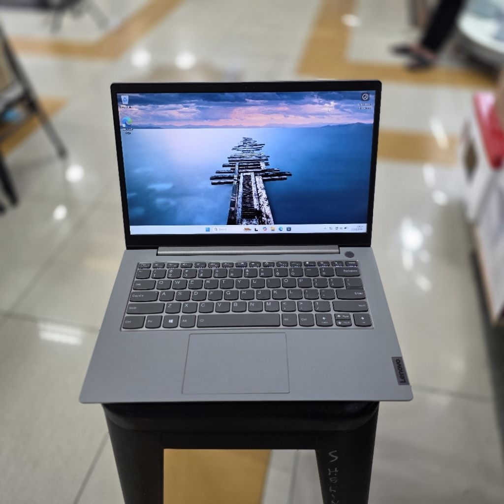 Lenovo thinkbook 14 core i5 11th ram 8gb ssd 512GB NVIDIA Mx450 2gb