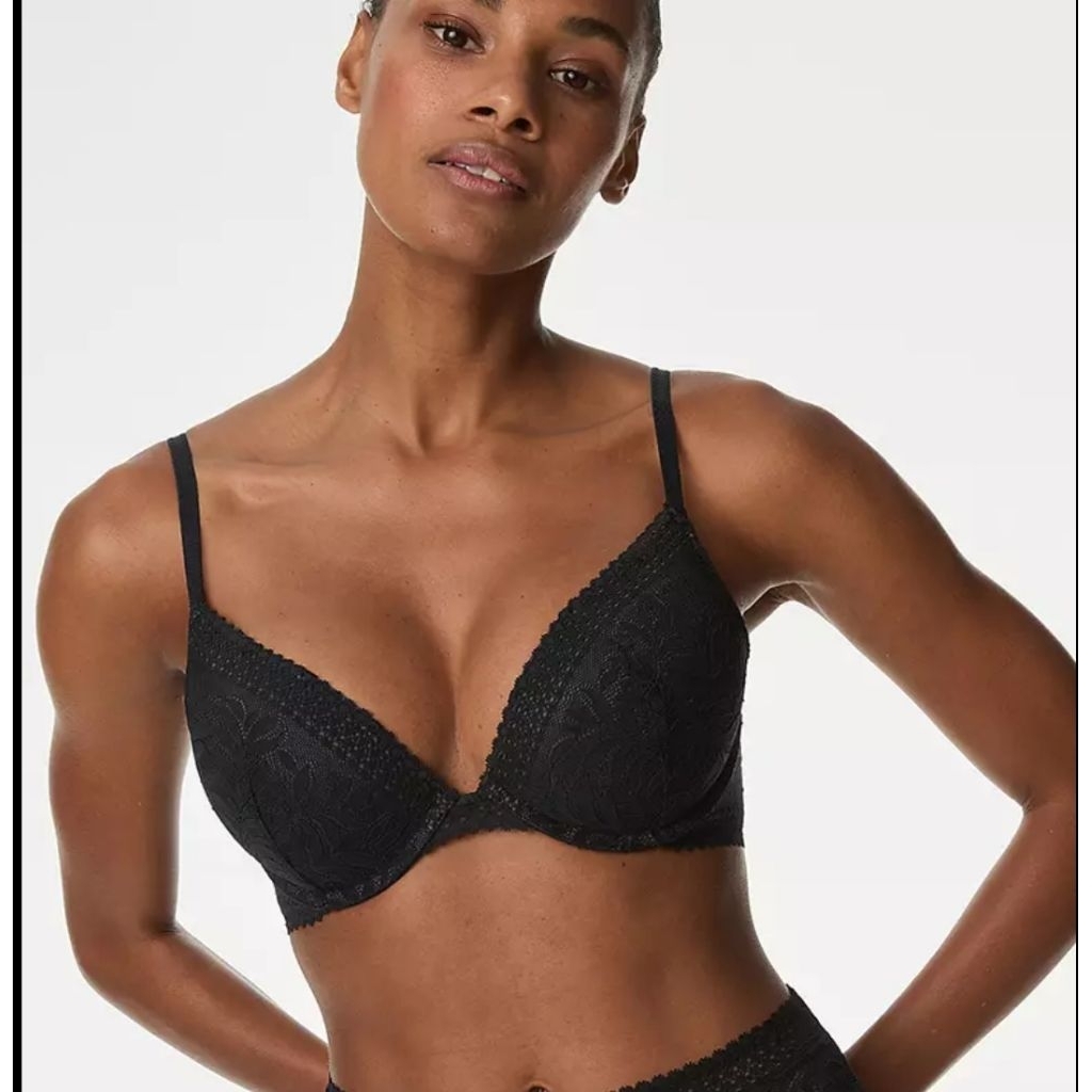 Push up Bra Flexifit Lace  Branded by Mark & Spencer -34C
