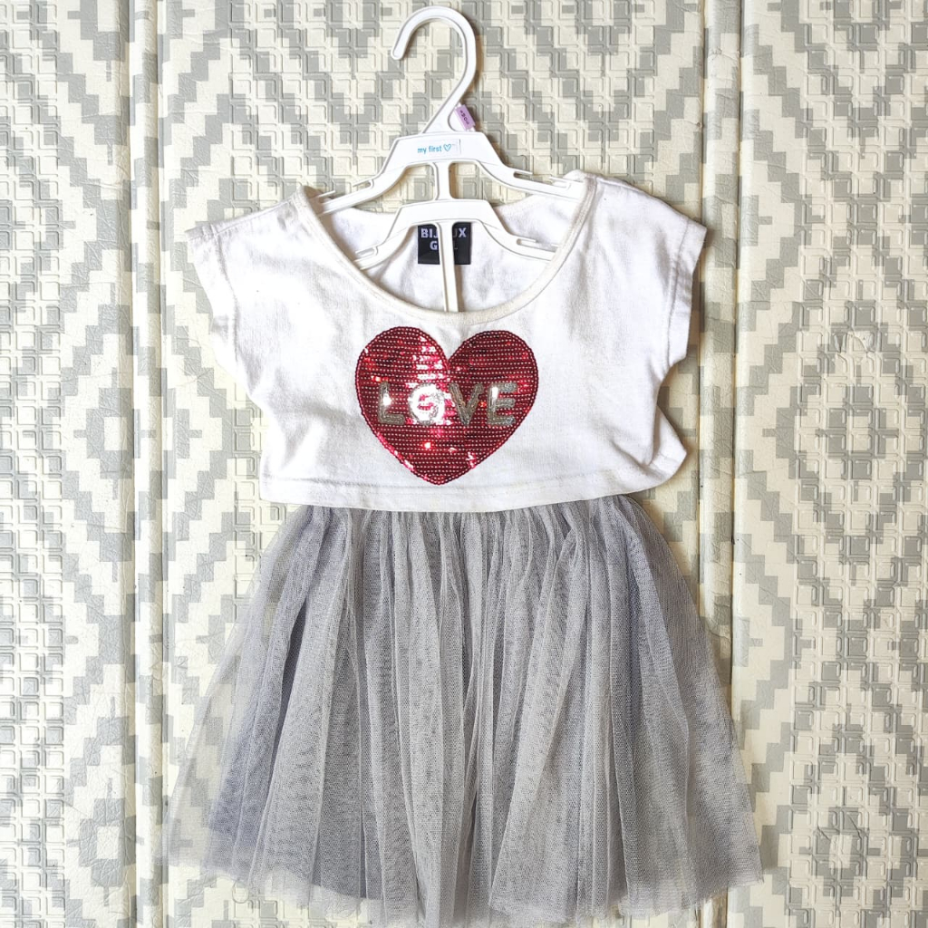 PRELOVED SETELAN ANAK PEREMPUAN ROK TUTU