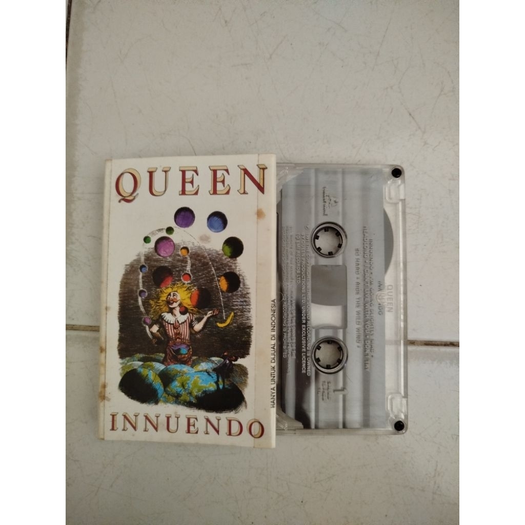 Kaset Queen
