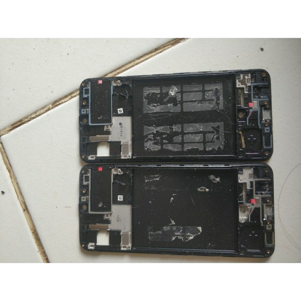 frame lcd atau tatakan lcd samsung a30s copotan
