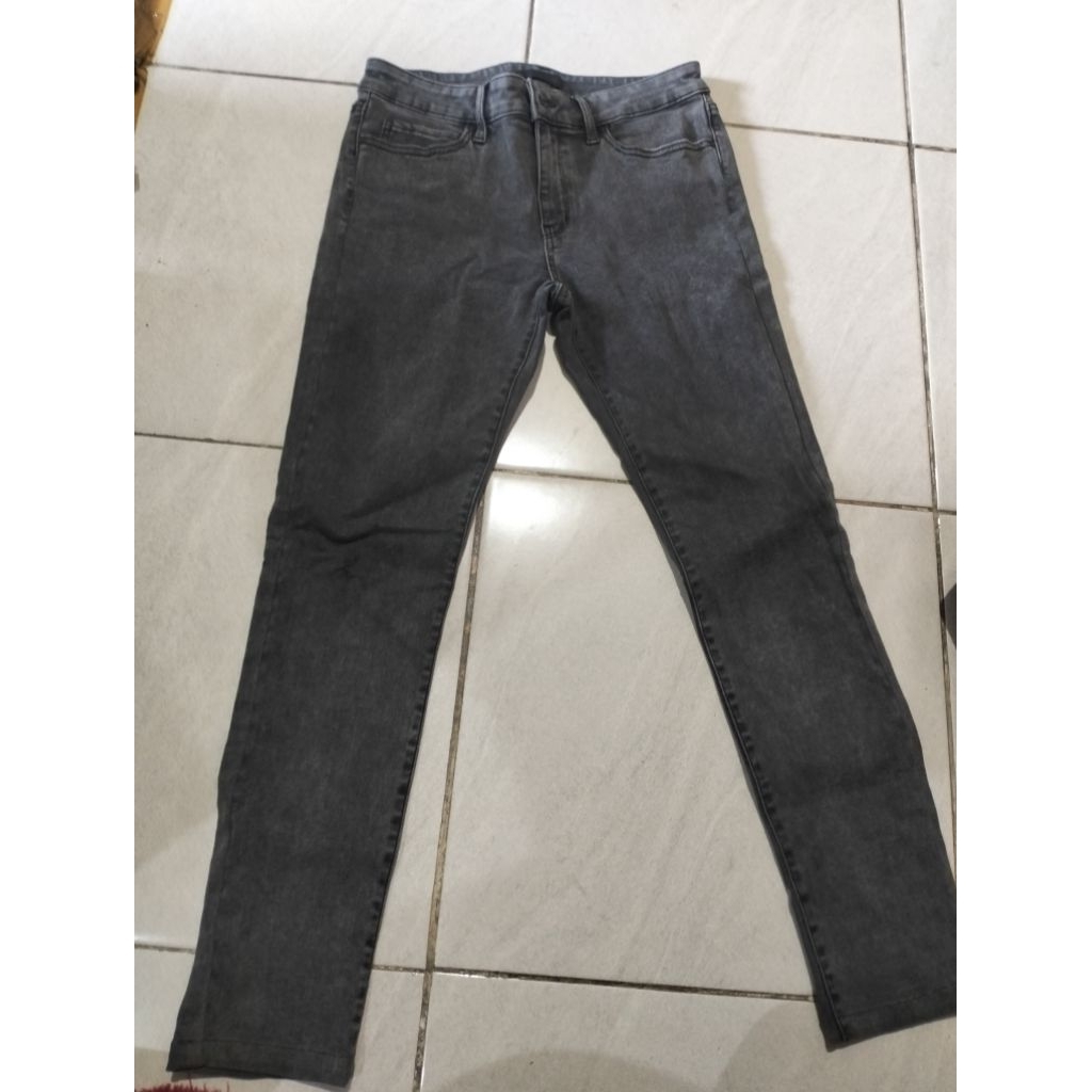 PL Celana Jeans Uniqlo Pria