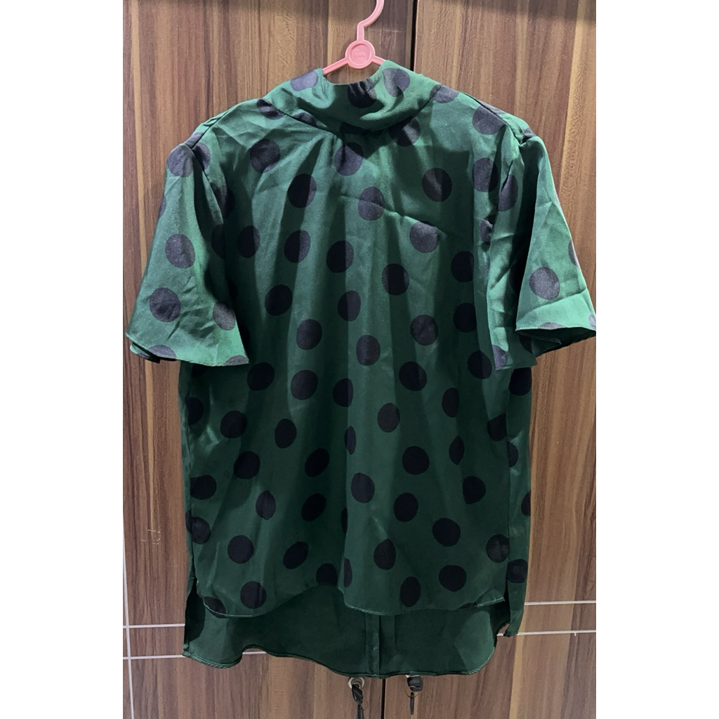 Blouse Zara Hijau Polkadot preloved
