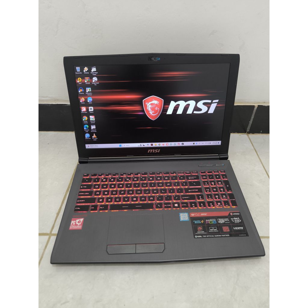 MSI GF62 Core i7 8750H GTX 1060 RAM 8GB SSD 256GB HDD 1TB