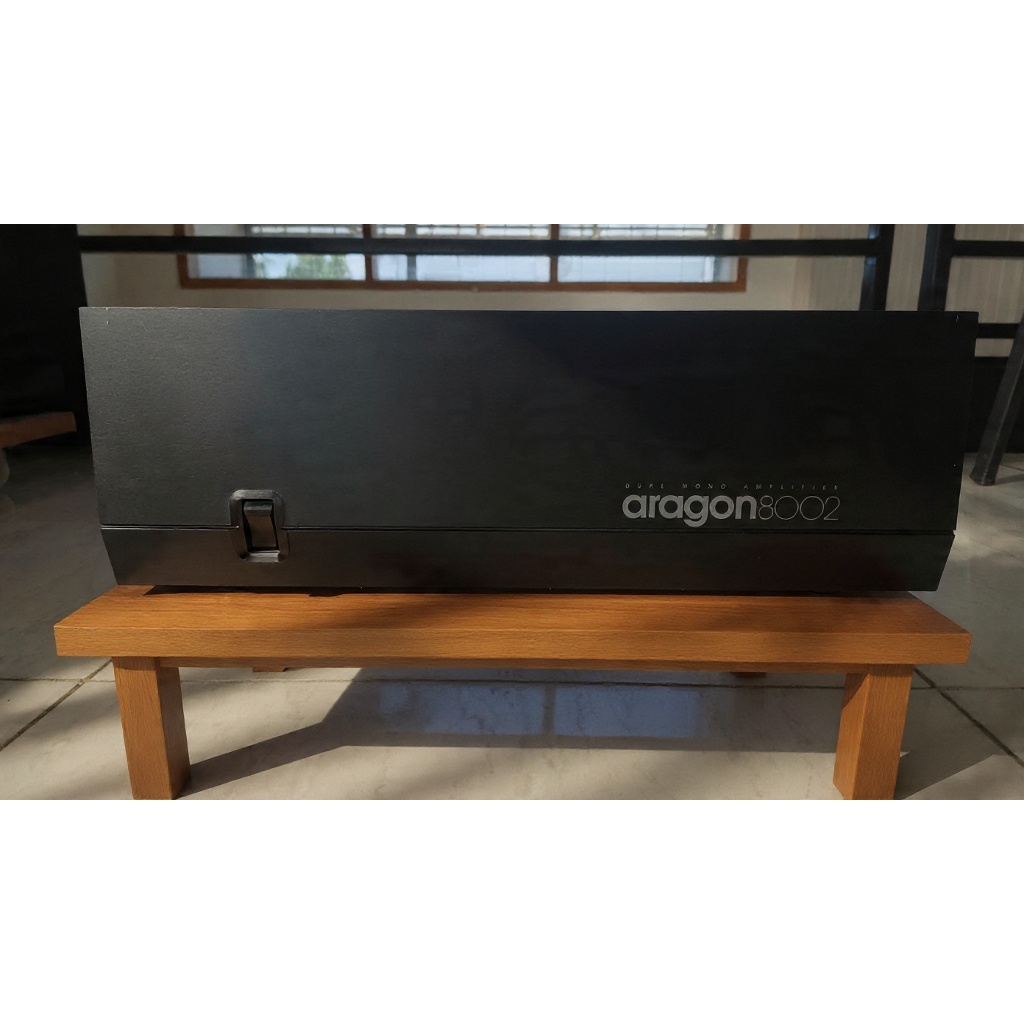 Aragon 8002 Dual Mono Amplifier