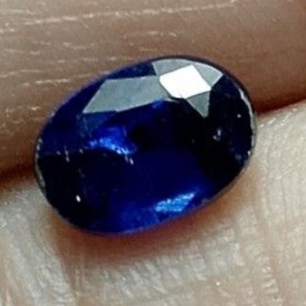royal blue safir australia blue kyanite 1.25ct