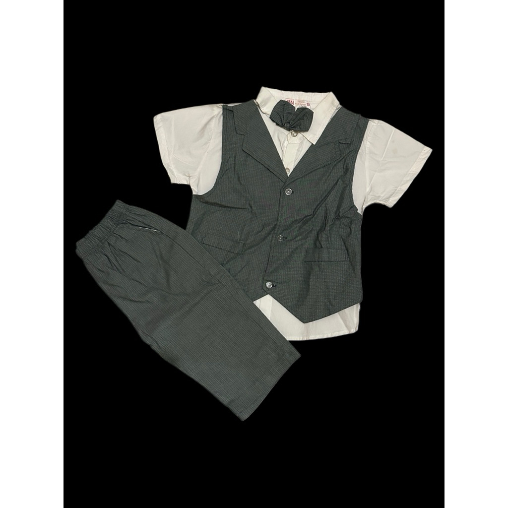 setelan tuxedo anak laki-laki