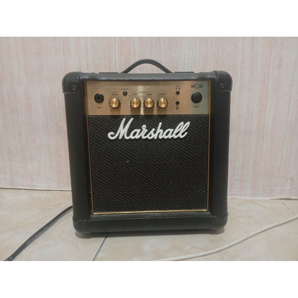 Amplifier guitar Marshall MG10