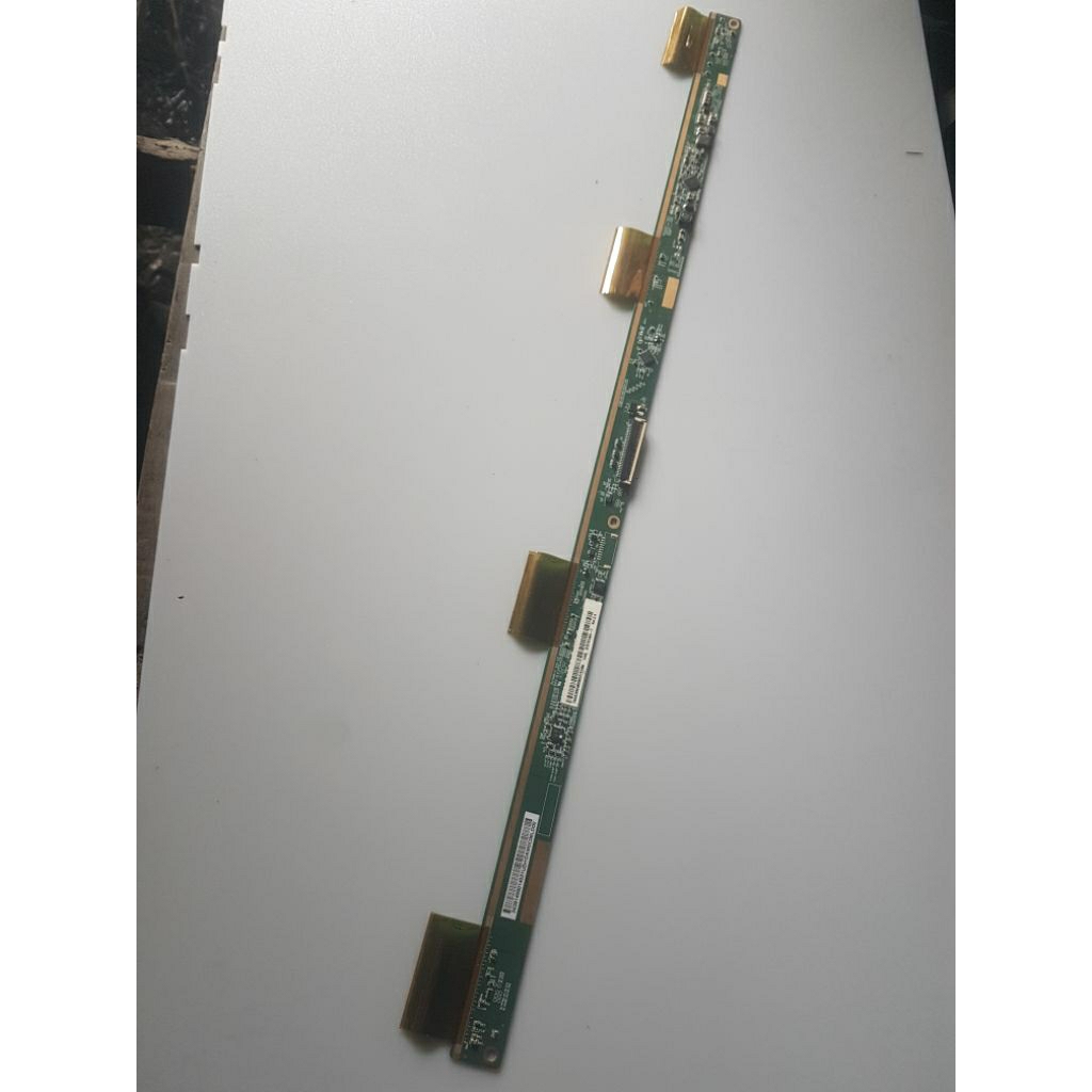 TCON COF TV SAMSUNG UA32EH4003M BEKAS NORMAL