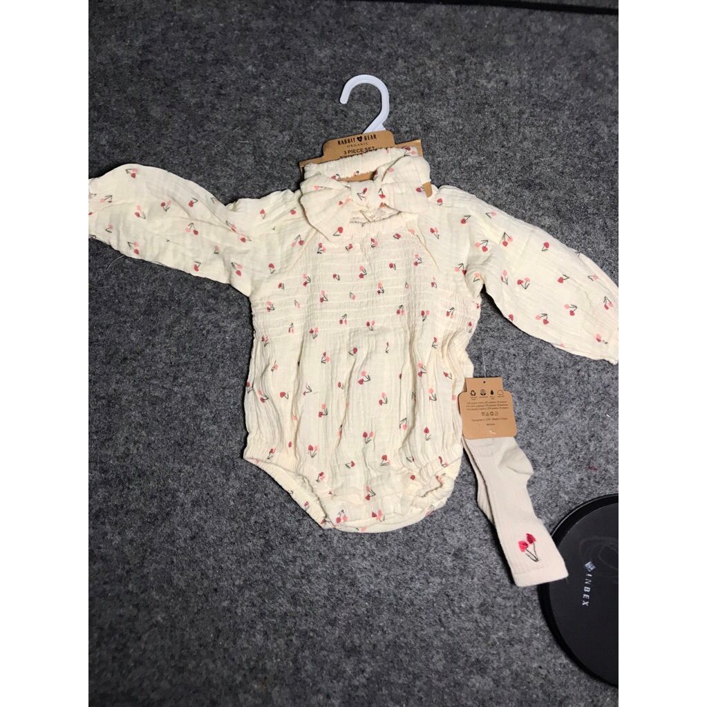 jumper rabbit and bear