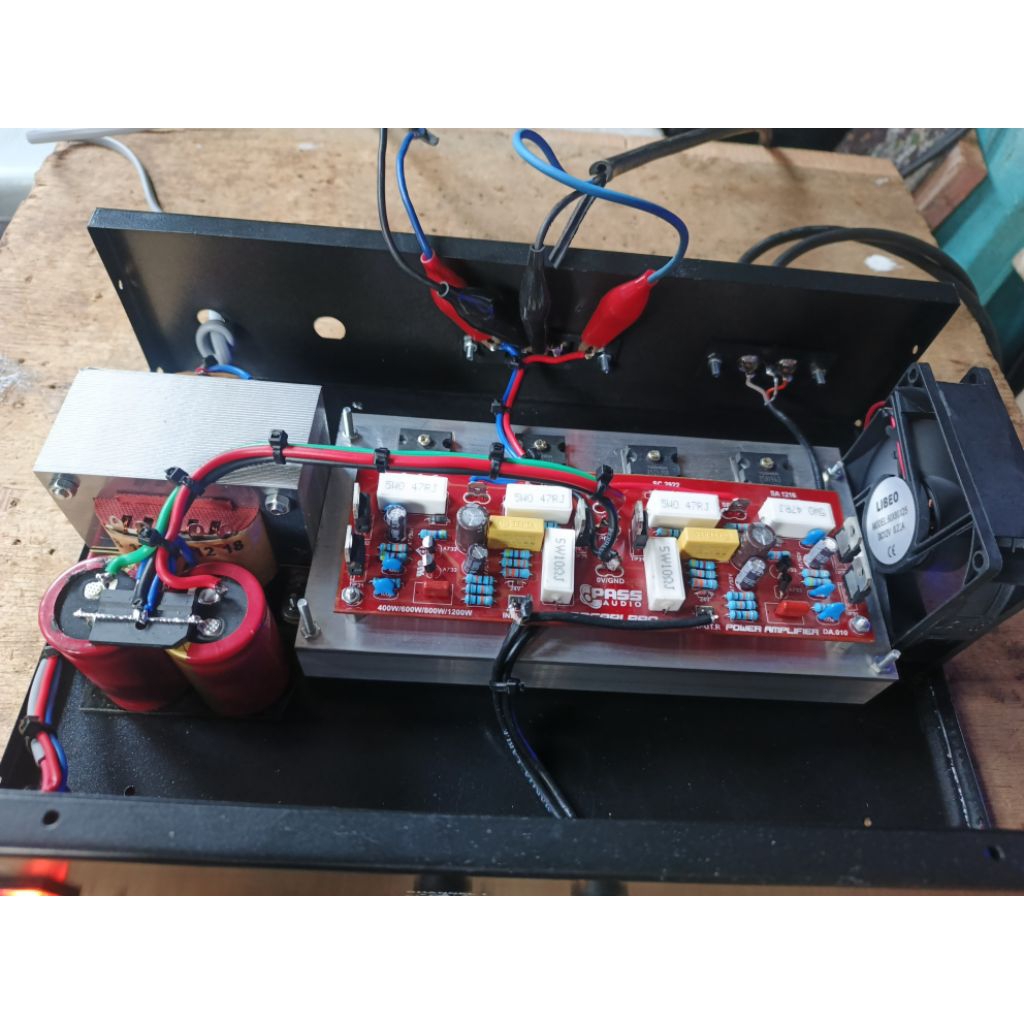 power rakitan 2 x 400 watt