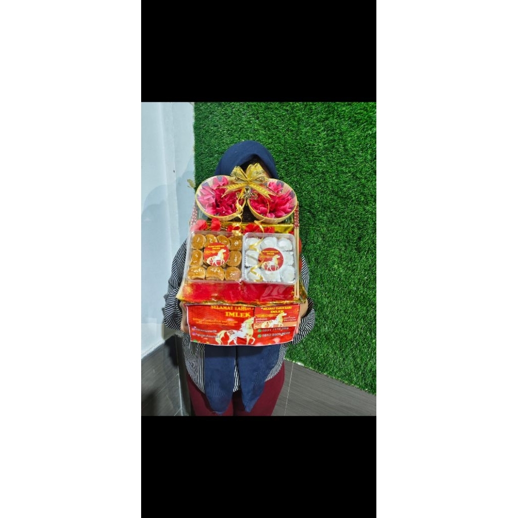 HAMPERS HANTARAN PARSEL IMLEK MANGKOK KERAMIK KUE KERING