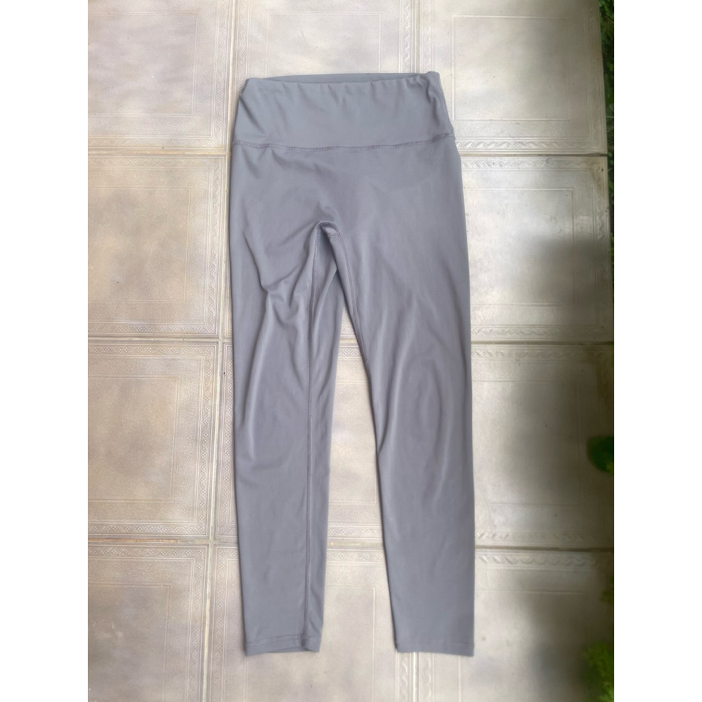 Preloved Celana olahraga Celana legging Celana golf Bawahan Wanita Celana golf celana tennis