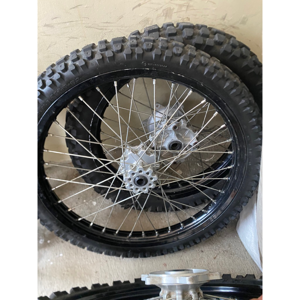 velg crf 150