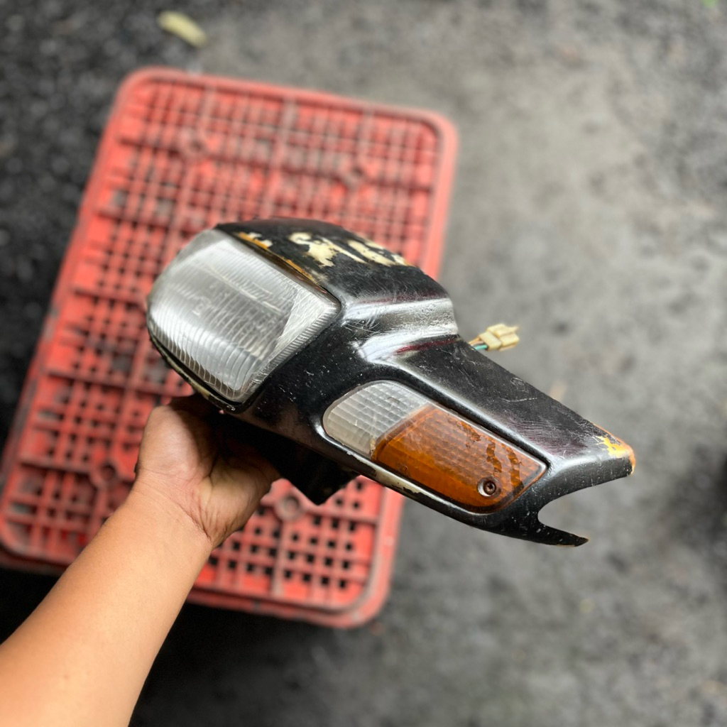 Batok lampu astrea grand original