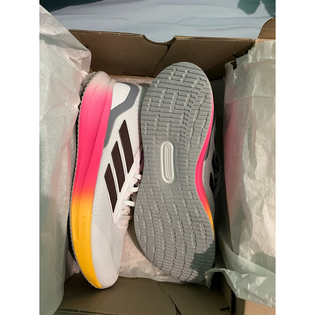 Adidas Runfalcon 5 White IE8811 - UK 9 EUR 43 1/3