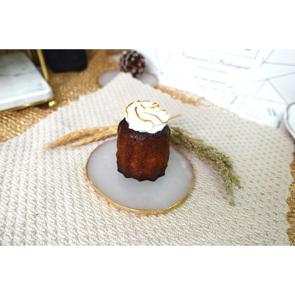 Lemon Meringue Canelé