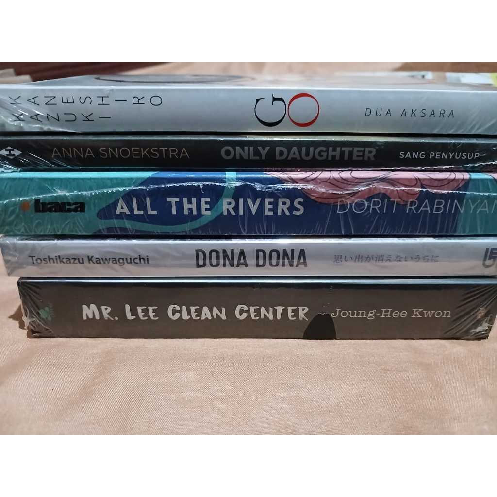 Bundling 5 Novel 150k - Saha Mansion, All The Rivers, Only Daughter, Mr Lee Clean Center, GO Dua Aks