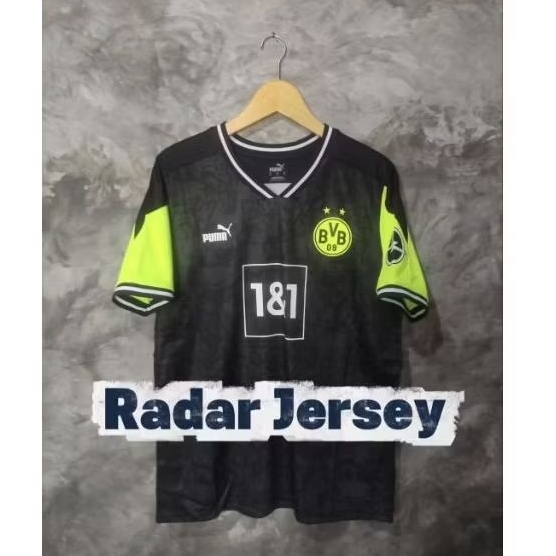 jersey Borussia Dortmund musim 2020-21 dengan nama dan nomor punggung Marco Reus. #11 Size XL BNWT