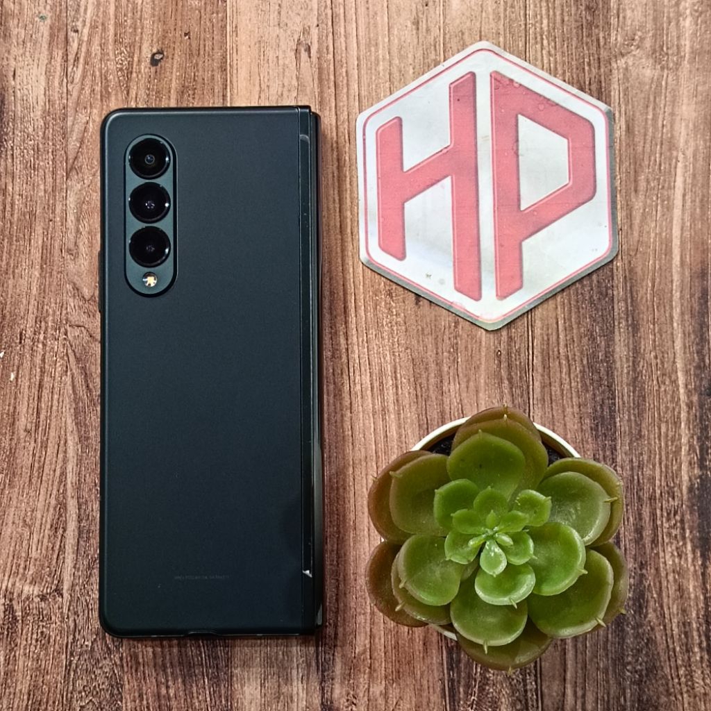 Samsung Galaxy Z Fold 3 5G 12/256 GB Garansi Resmi Indonesia Second Bekas Original (Baca Deskripsi)