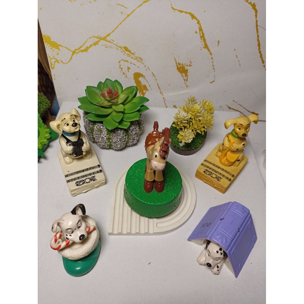 PL Preloved Mainan Figur Disney Dalmatians Donald Duck Bullseye Toy Story