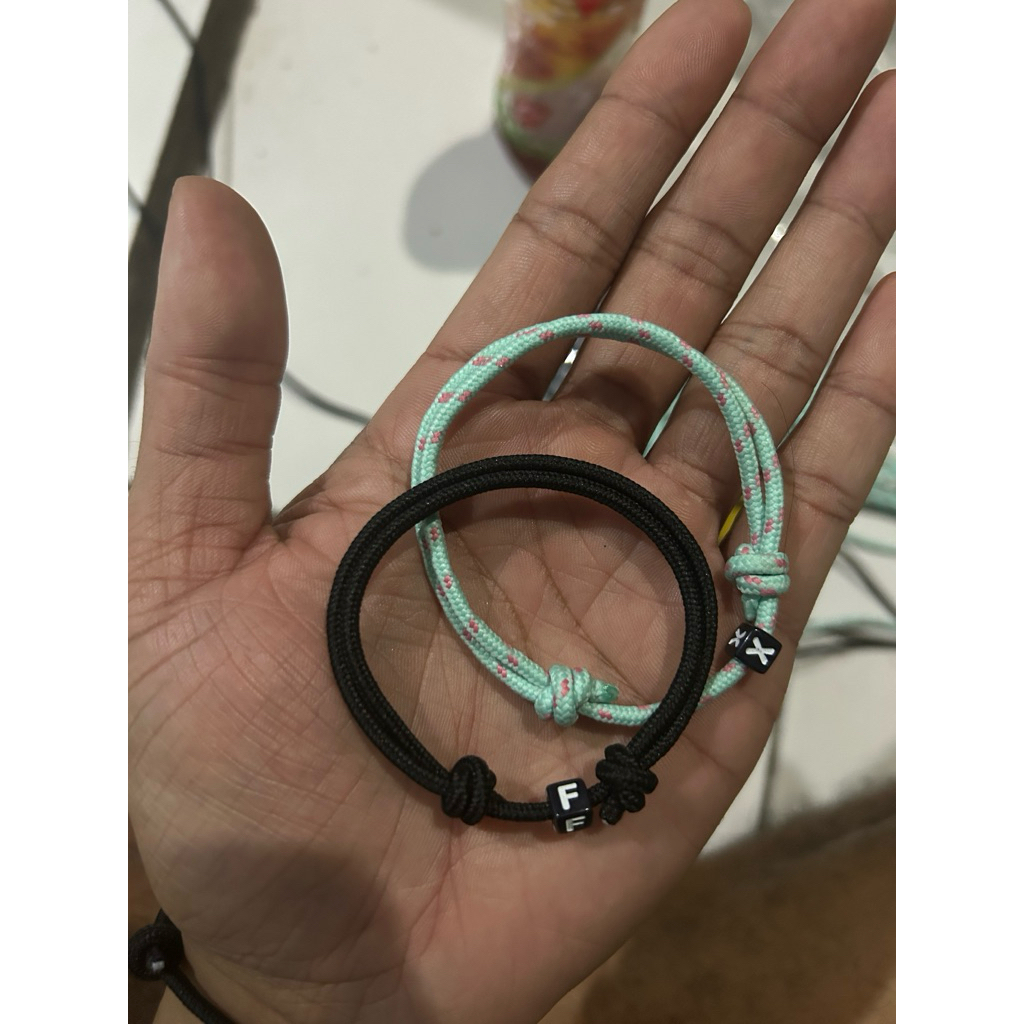 Gelang couple tali prusik bisa request huruf 10k (3 pcs)