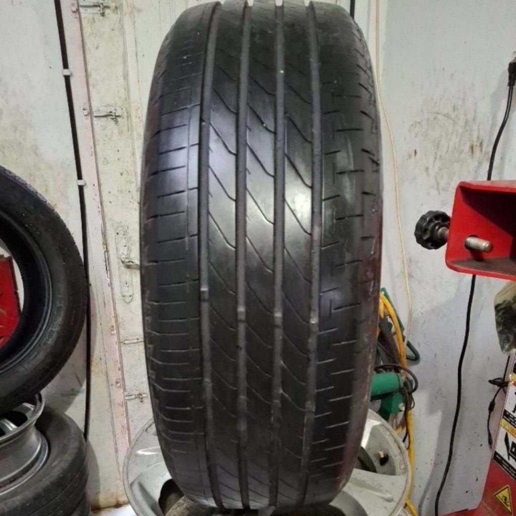 Ban Bridgestone Turanza T005A 185 55 R16