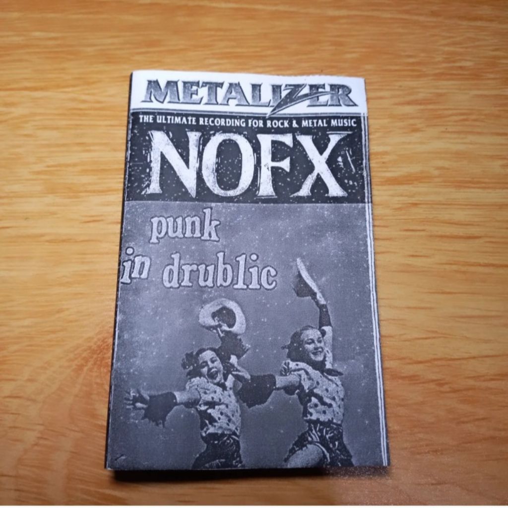 Kaset Nofx - Punk in Drublic