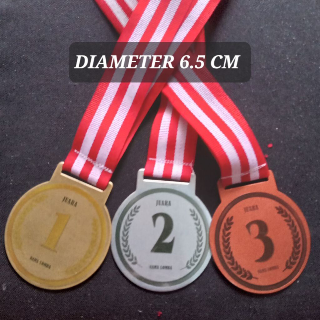 Medali  Logam  wisuda/kejuaraan