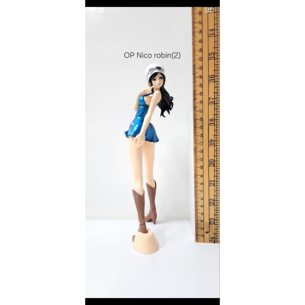 Nico robin glitter and glamours G&G figure pvc padat