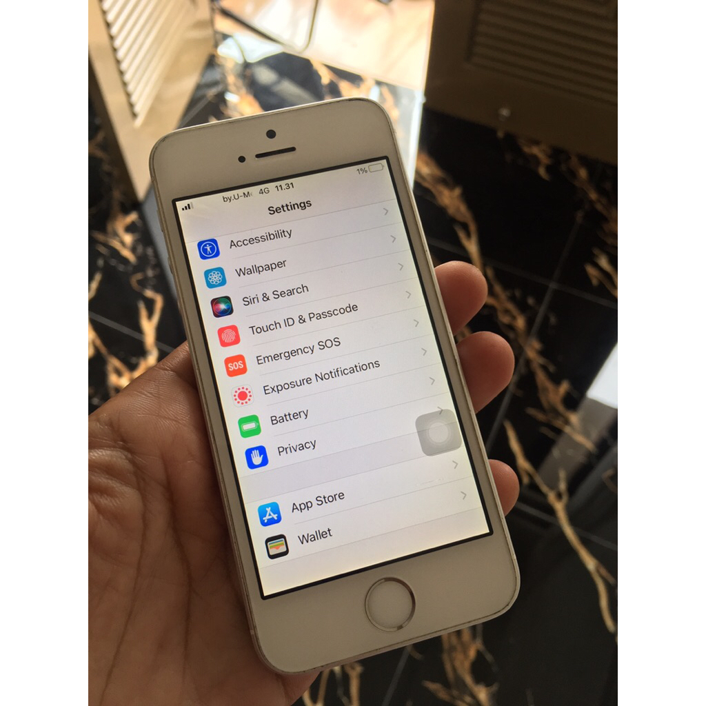 lcd iphone se 2016  original cabutan mulus